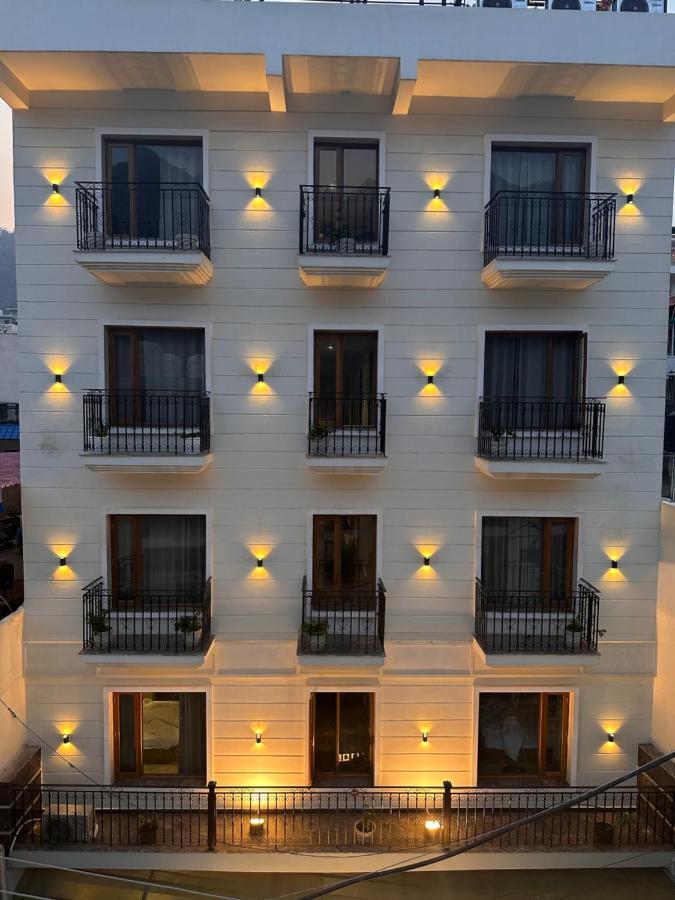 Highlands Hotel Rishīkesh Dış mekan fotoğraf